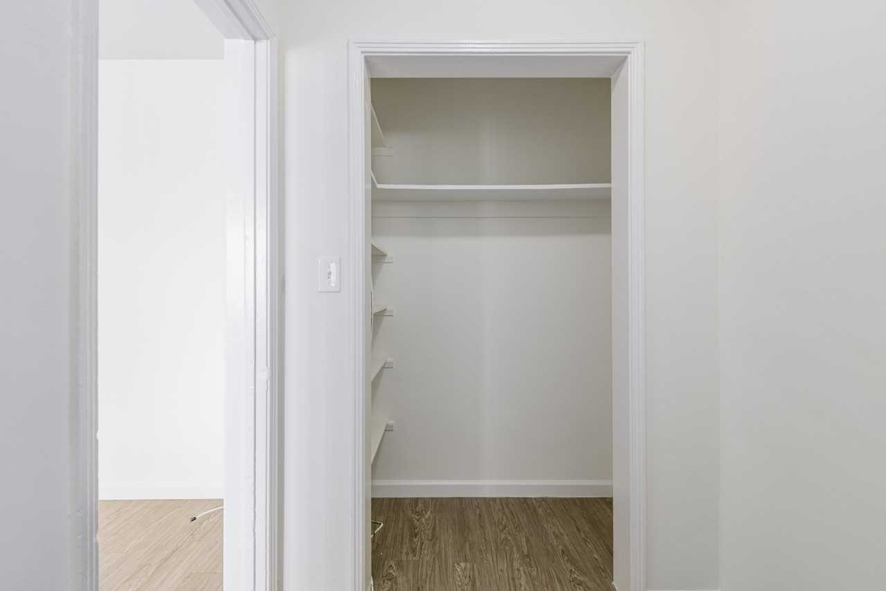 1210 North Berendo Street #7 - Photo 4 of 12