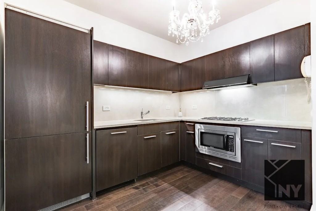 John St #22A - Photo 4 of 12