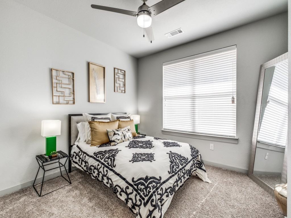 Echelon - Photo 7 of 32