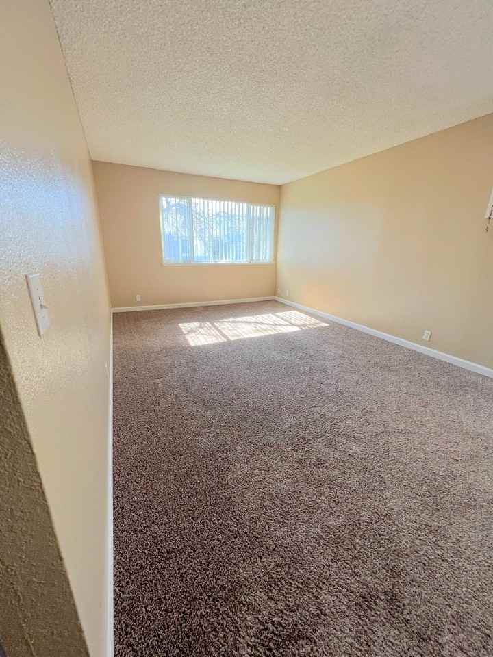 Granite Springs - Photo 5 of 23