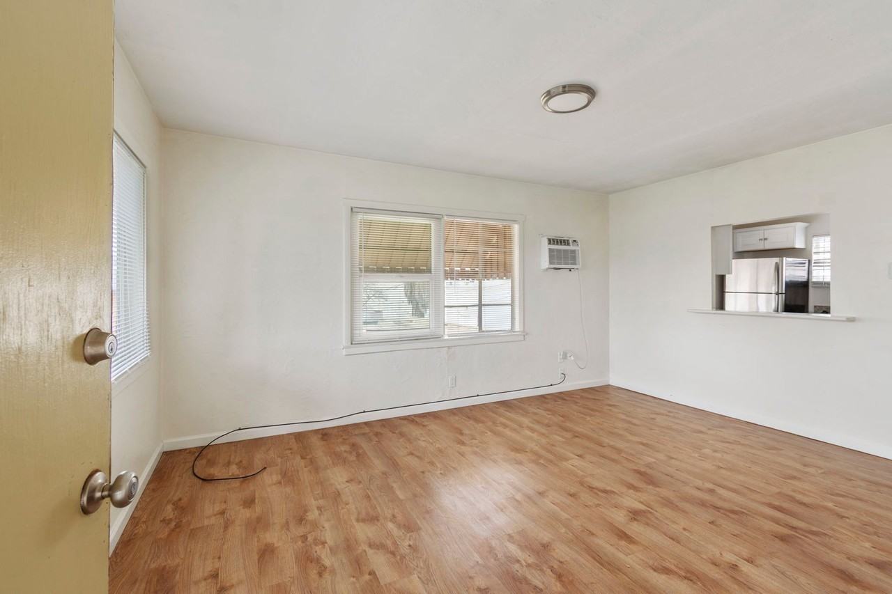 15th Ave Complex - Photo 5 of 22