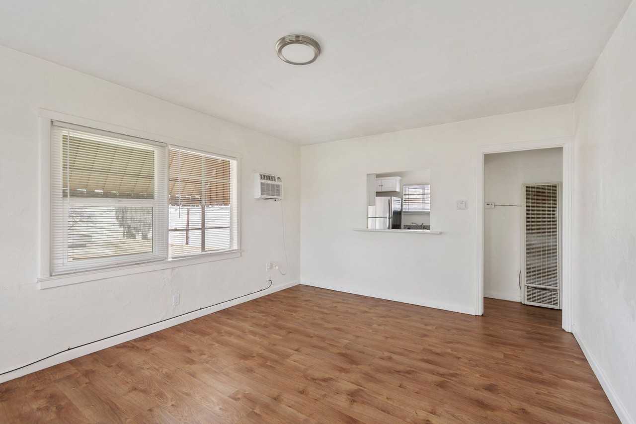 15th Ave Complex - Photo 6 of 22