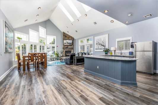 Hunt Pacific Management 1 of 4