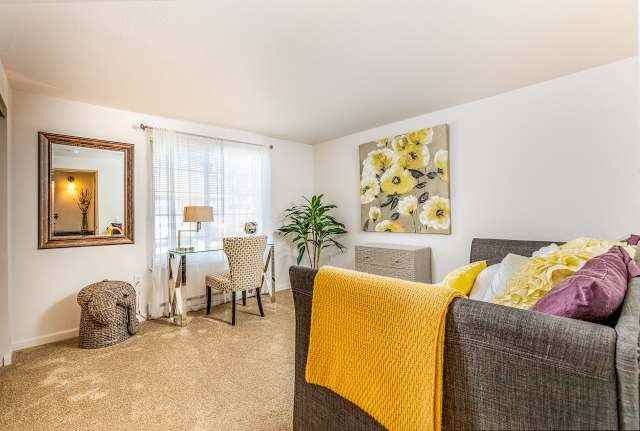 Creekside at Tanasbourne Apartments - Photo 2 of 28