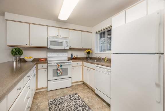 Creekside at Tanasbourne Apartments - Photo 5 of 28