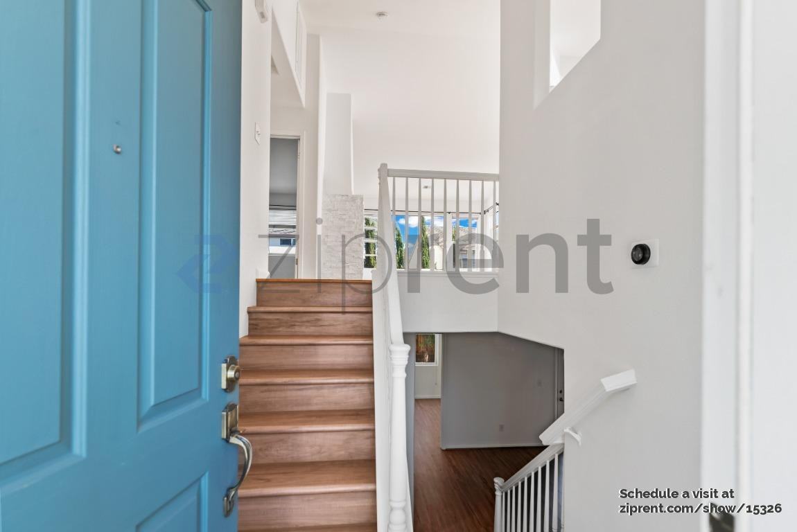 436 Knollcrest Ave - Photo 3 of 27