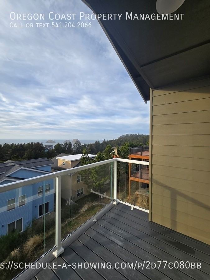 140 Reeder St - Photo 3 of 31