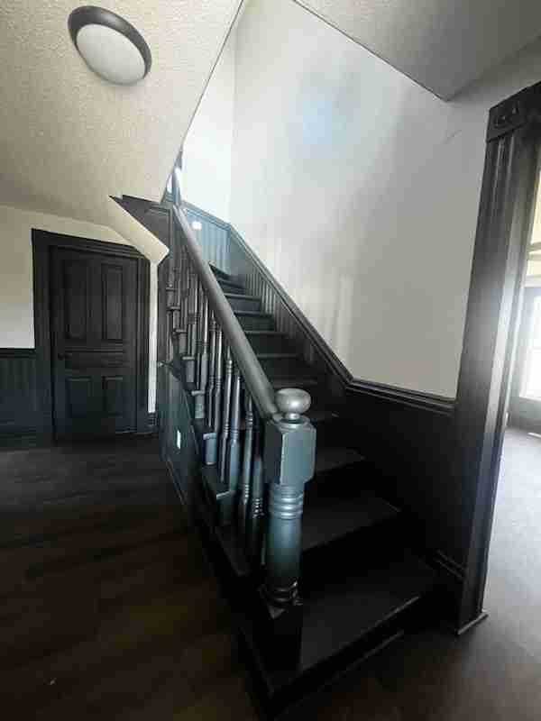 329 W Market St - Photo 5 of 14