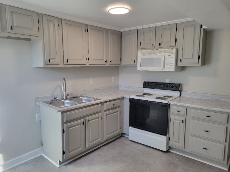 710 Fairview Ave #D - Photo 2 of 10