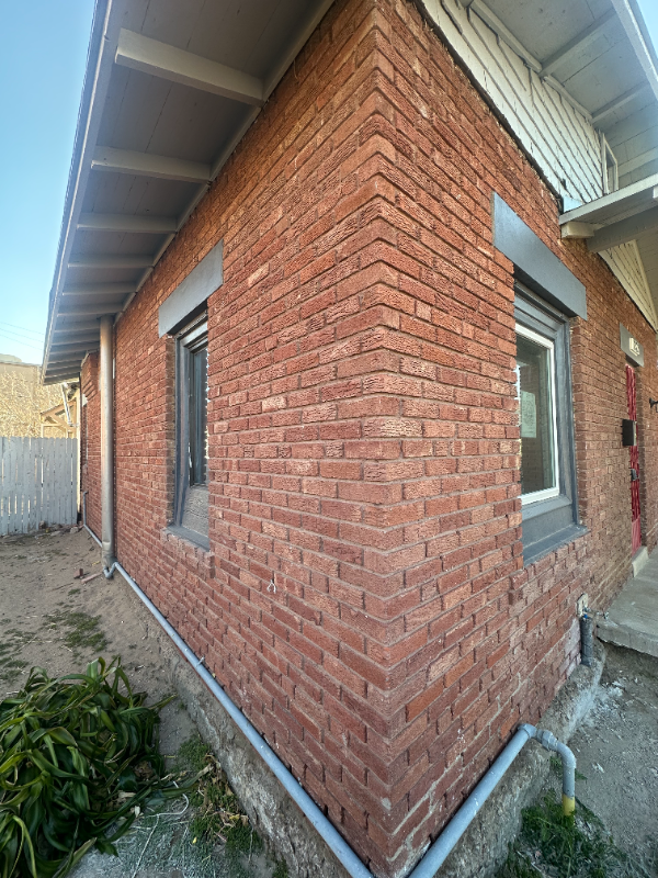 3222 E Missouri Ave - Photo 3 of 10