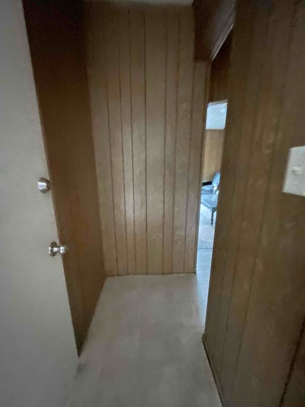 7150 N Lucas St - Photo 2 of 5