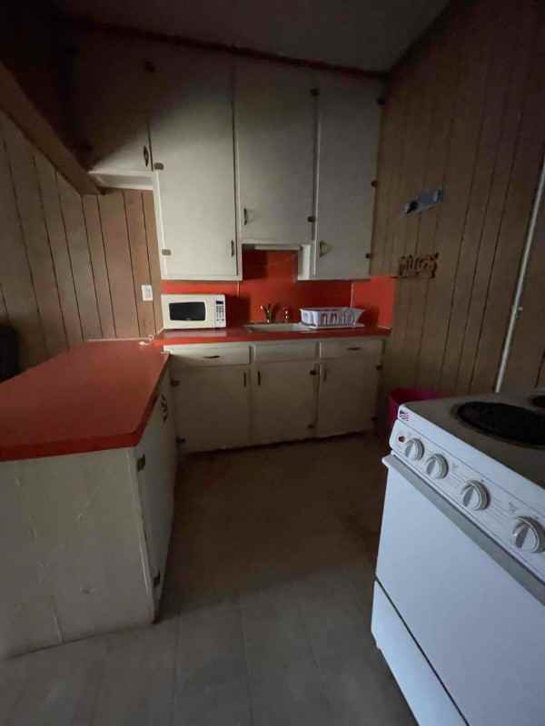 7150 N Lucas St - Photo 3 of 5