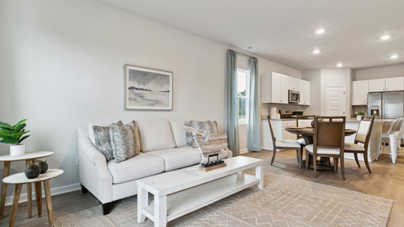 179 Talladega Dr - Photo 3 of 11