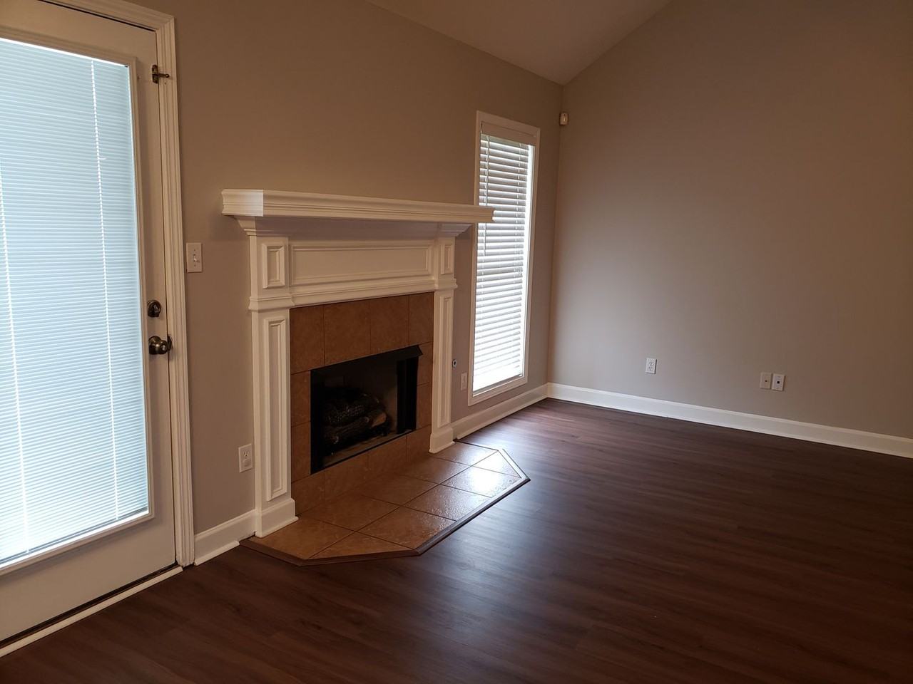 28 Grove Hill Ln - Photo 6 of 28