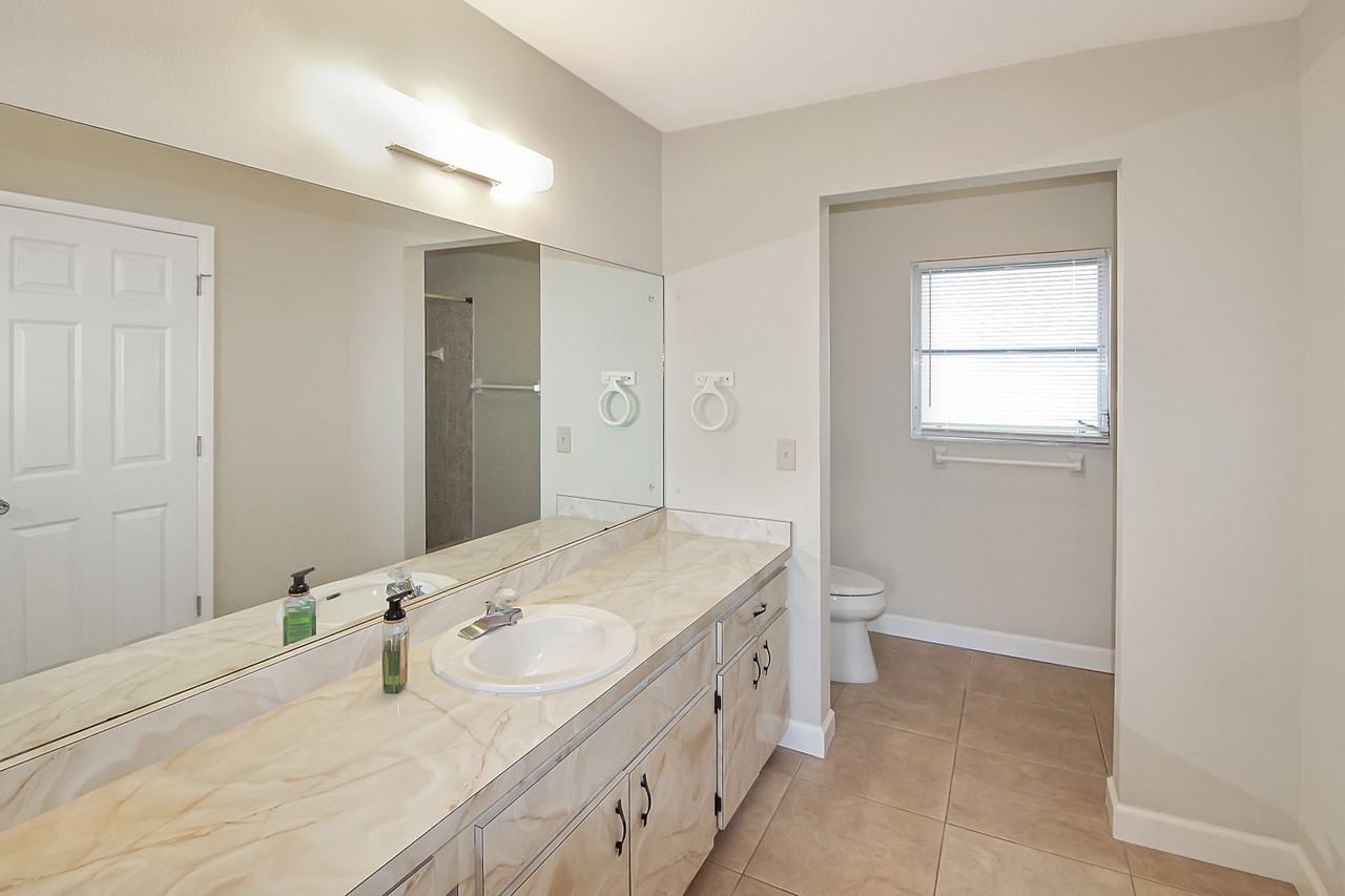 804 W Baffin Dr - Photo 7 of 12