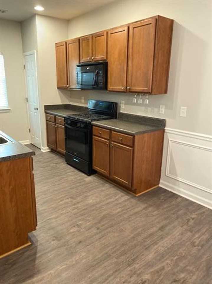 3333 Thornbridge Dr #3333 - Photo 4 of 23