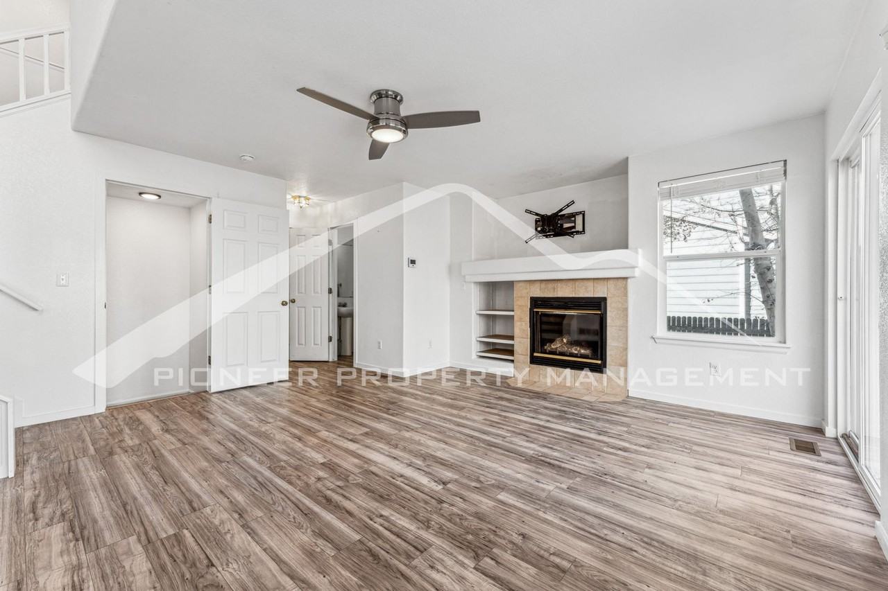 802 Timothy Dr - Photo 6 of 19