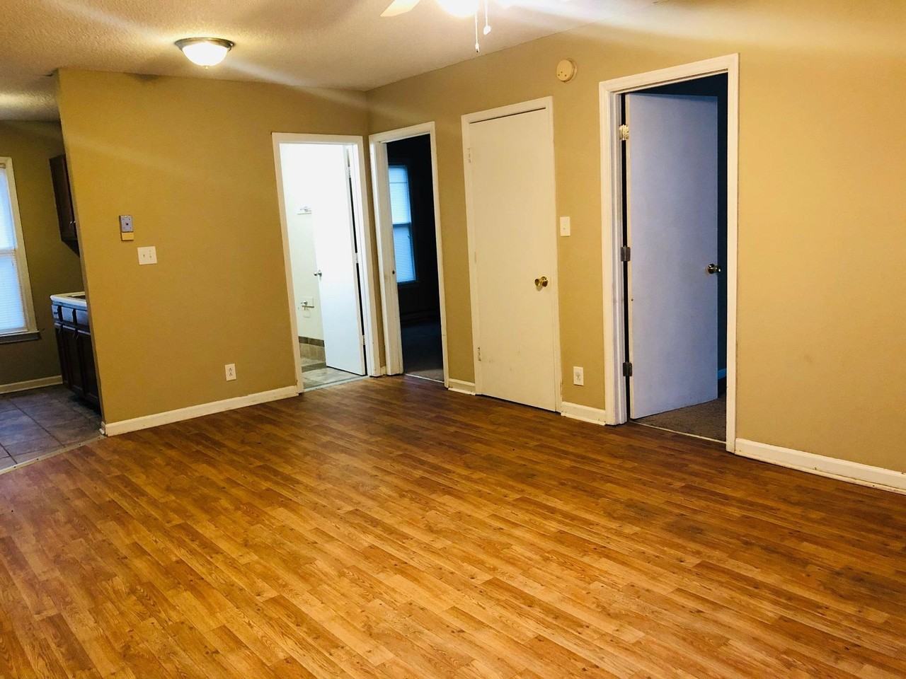 191 Oak St - Photo 6 of 38