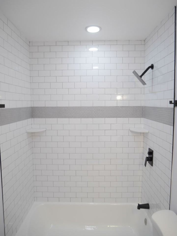 2528 Wentworth Rd - Photo 7 of 33