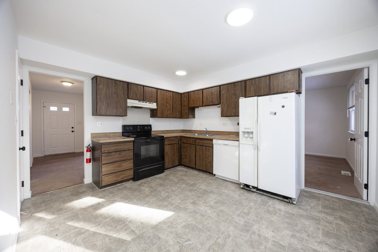 462 W Prospect Ave #NA - Photo 3 of 12