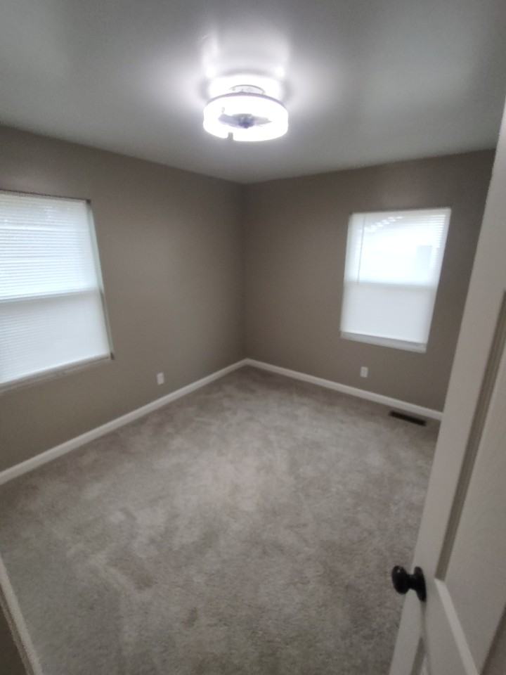 1 Circle Dr #NA - Photo 6 of 10