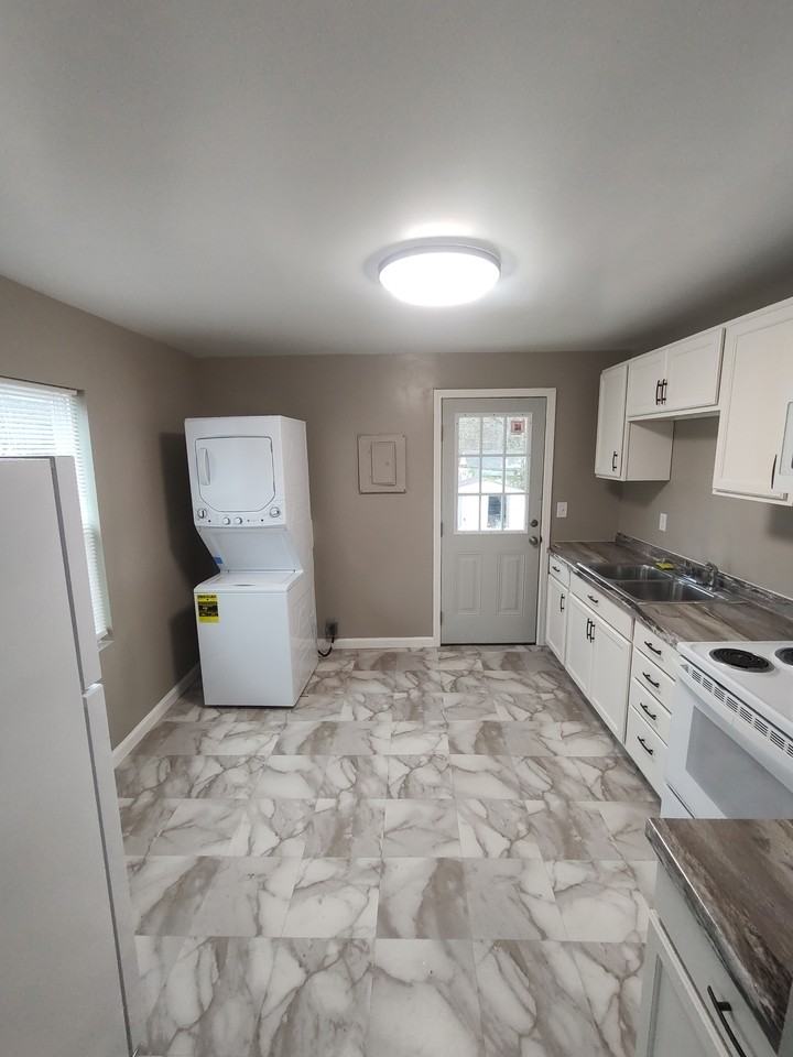 1 Circle Dr #NA - Photo 5 of 10