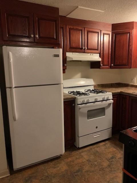 23 Hunt St #A - Photo 3 of 13