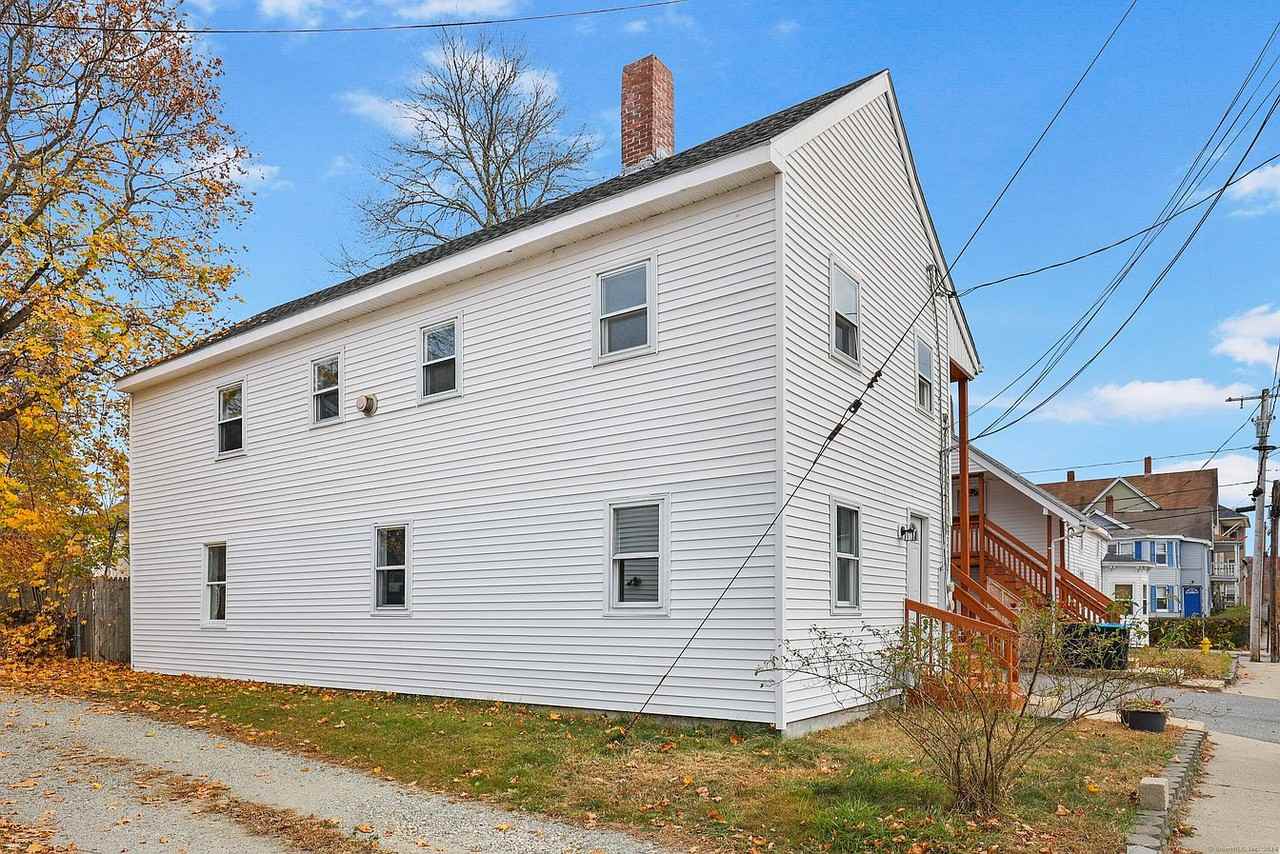 45 Battey St #2 - Photo 2 of 11