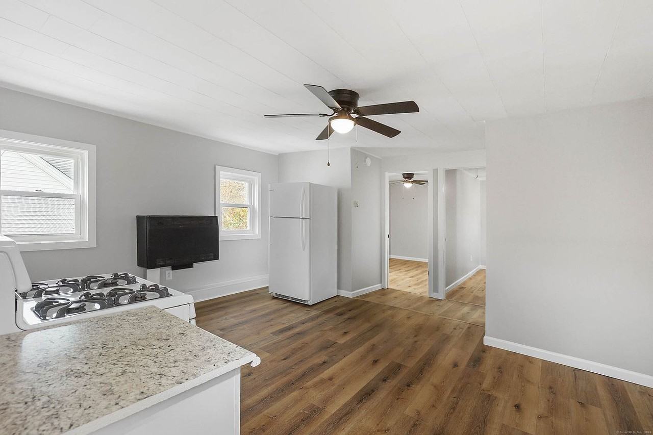45 Battey St #2 - Photo 7 of 11