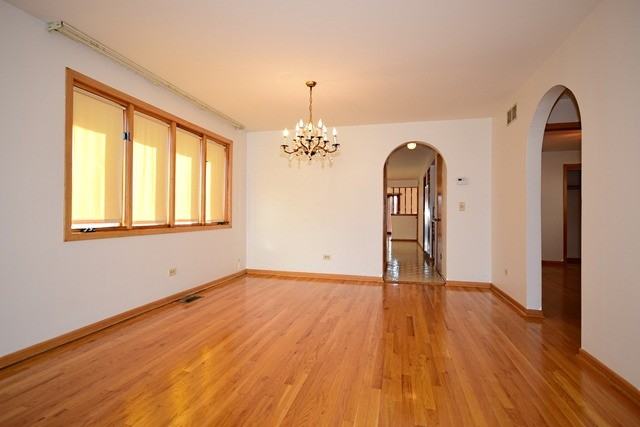 8421 W Castle Island Ave - Photo 2 of 25