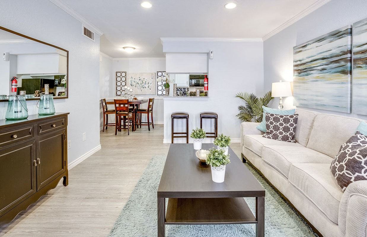 Legacy at Westchase - Photo 4 of 12