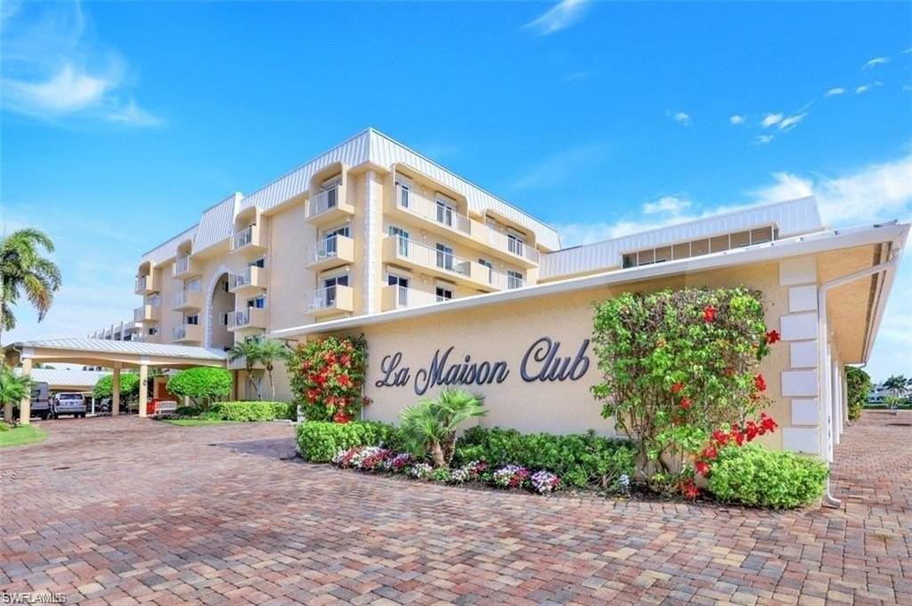 3450 Gulf Shore Blvd N #406