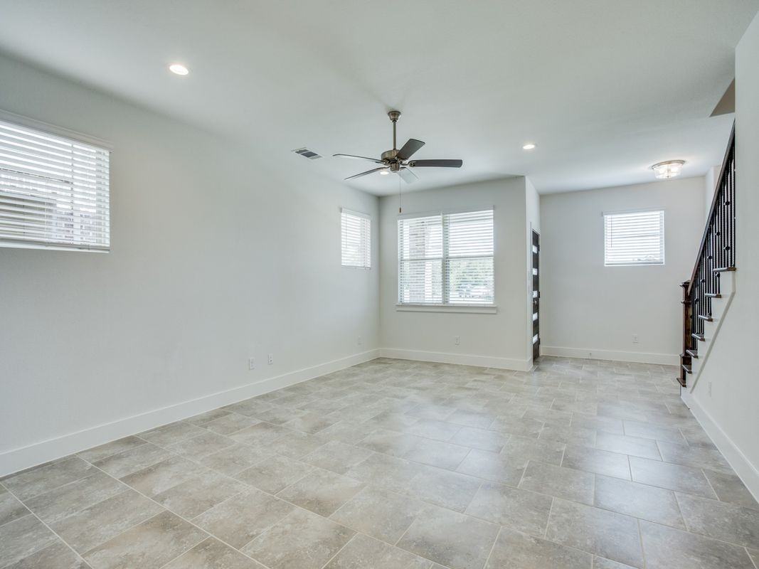 6519 Bowman Roberts Rd - Photo 3 of 12