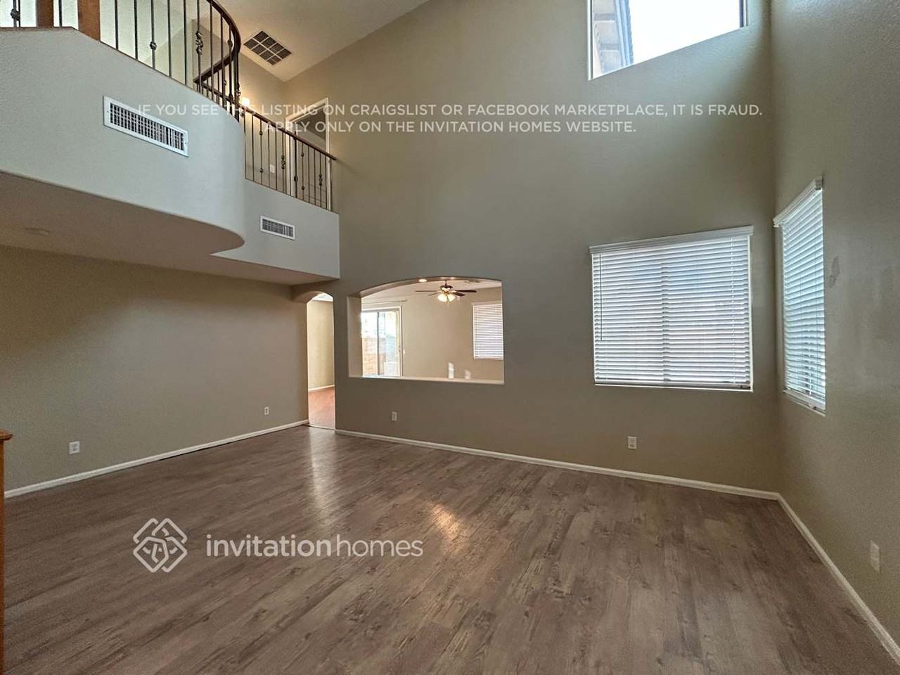 25718 W Victory St - Photo 3 of 21