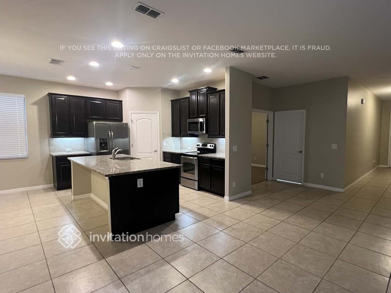 2021 Fishtail Fern Way - Photo 2 of 18