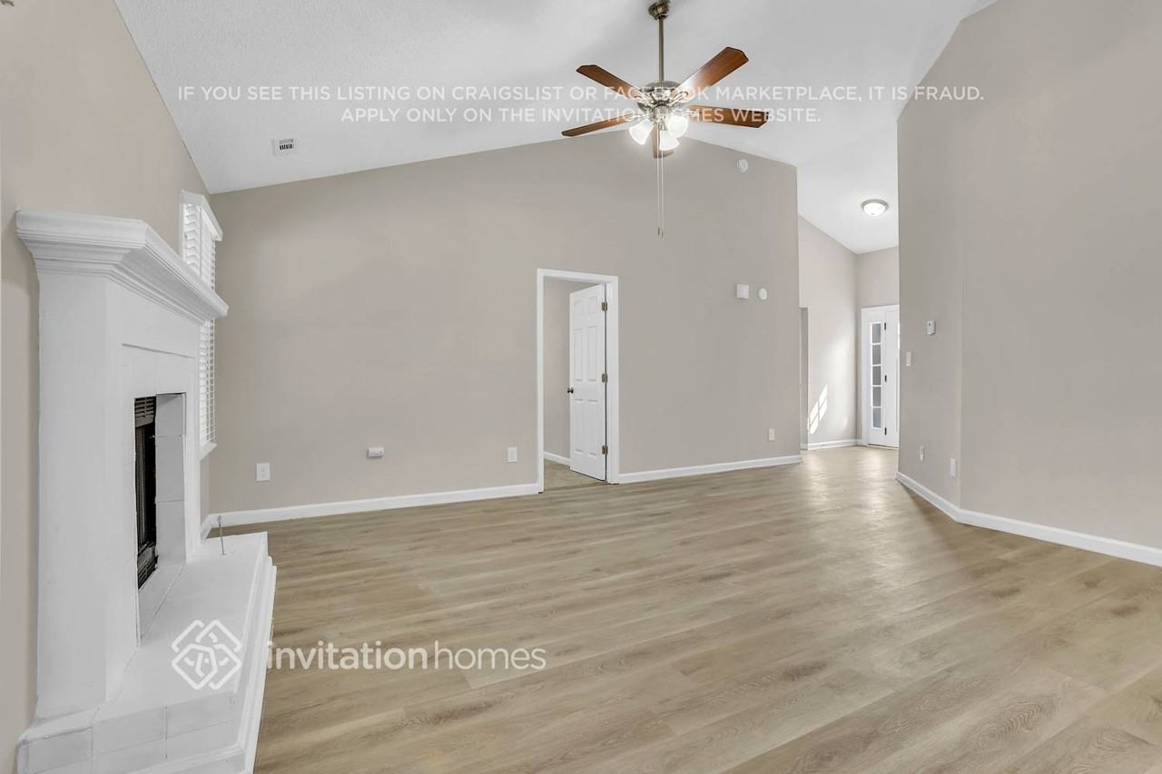 8605 Garvey Dr - Photo 2 of 16