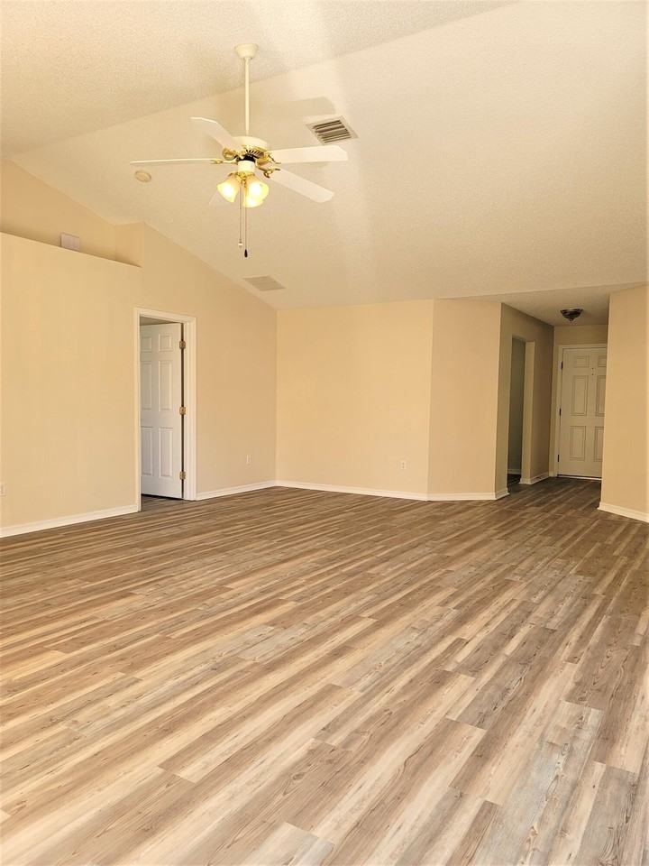 1932 Sw Victor Ln - Photo 6 of 27