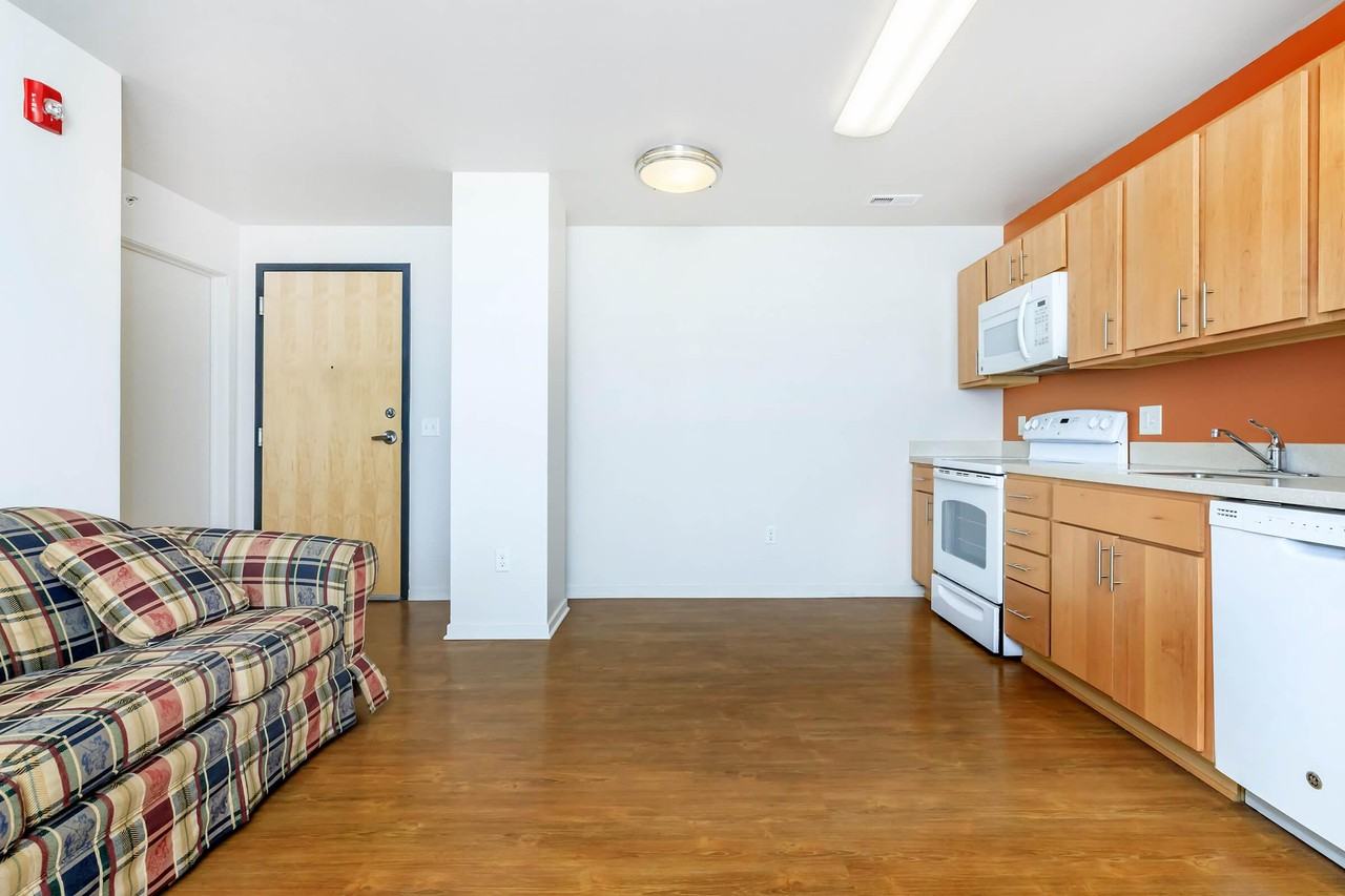 Victory Apartments (Veterans Housing) - Photo 3 of 36