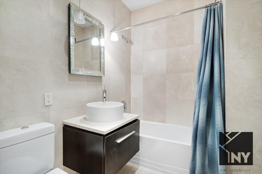 Pearl St & Pine St #1210 - Photo 5 of 9