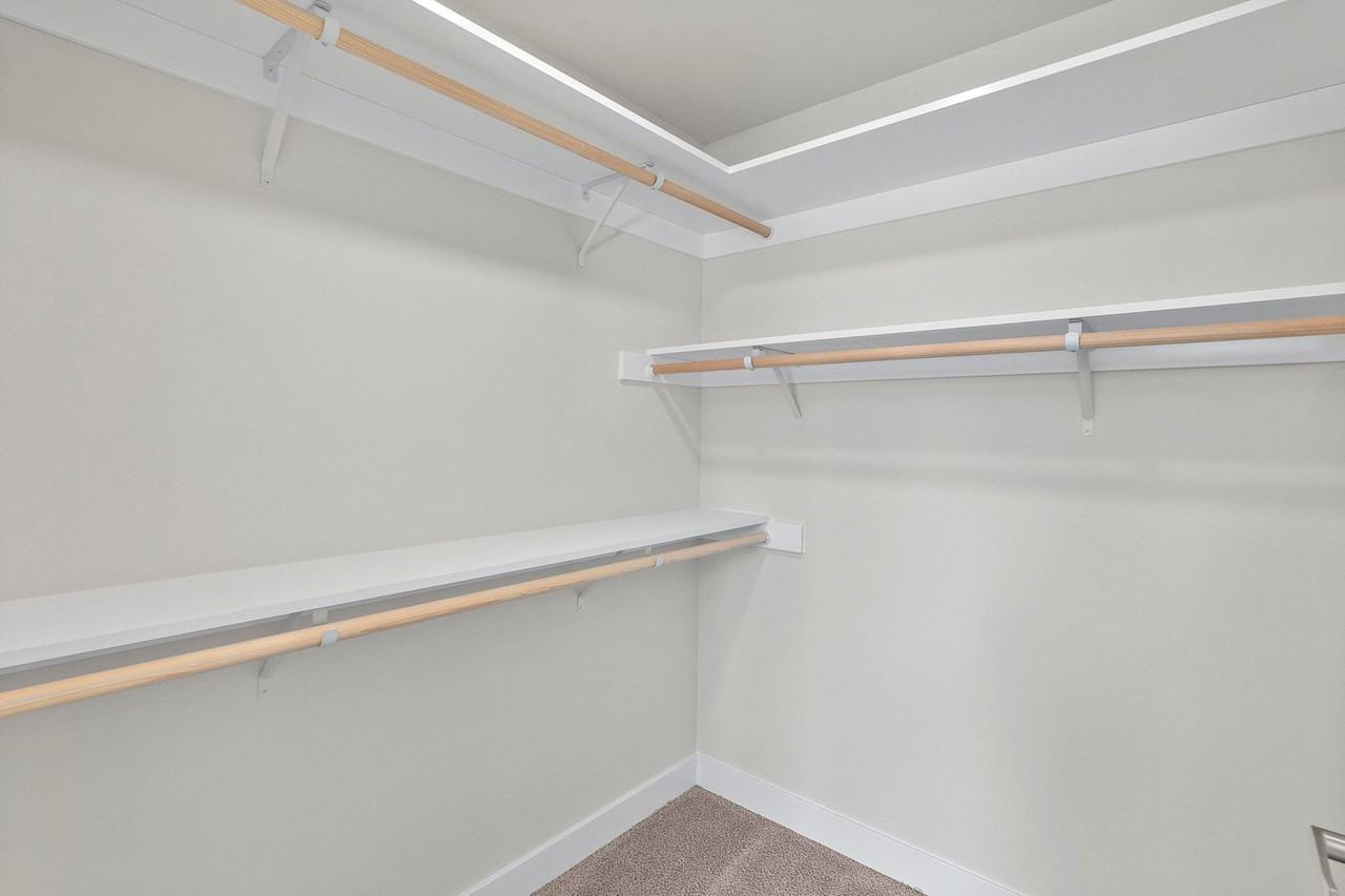 350 North Apartments - Photo 7 of 50