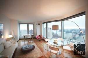 featured image of Nassau St & Beekman St #26M