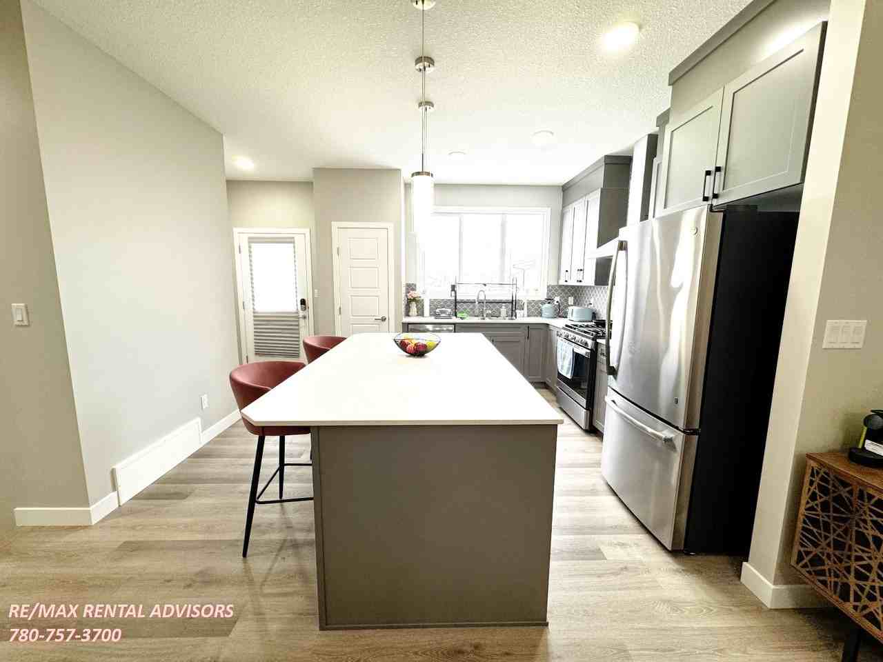 2265 Price Lane Sw - Photo 2 of 28