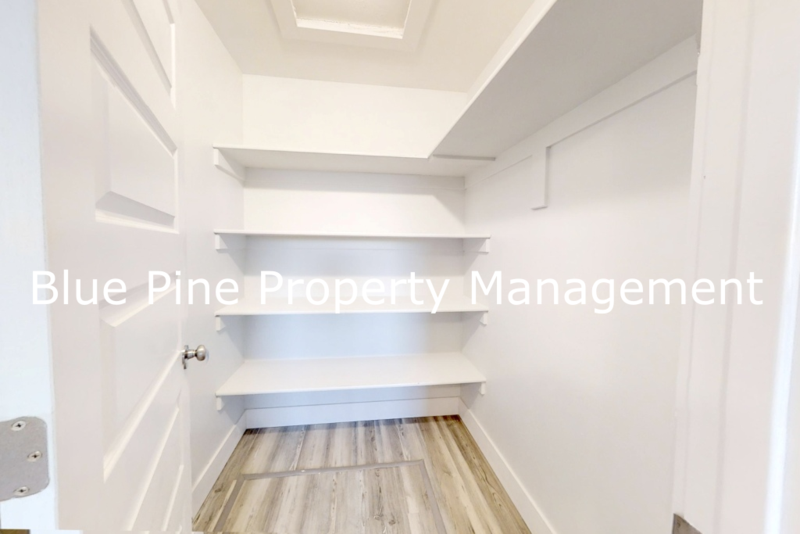 270 Opal Ct #2 - Photo 7 of 17