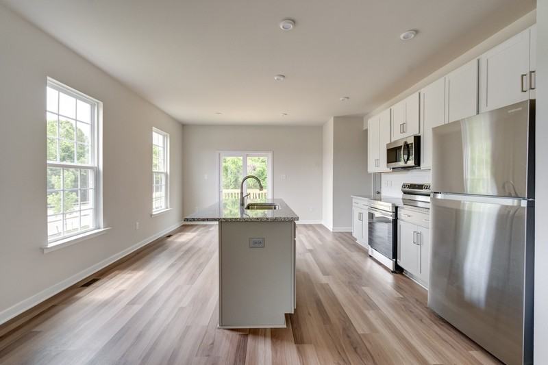 312 Northfield Heights Ln - Photo 4 of 17