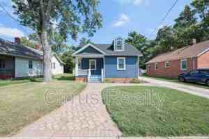 featured image of 448 Chapel St