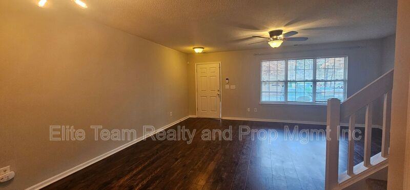 6807 Juniper Tree St - Photo 7 of 22