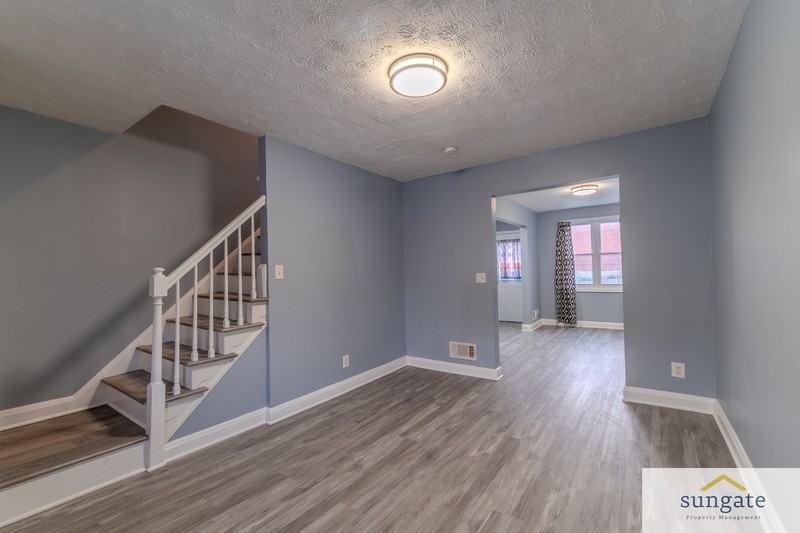 1504 Elrino St - Photo 2 of 18