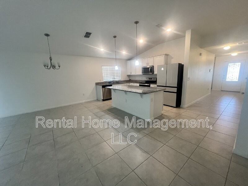 3201 Sweet Acres Pl - Photo 3 of 14