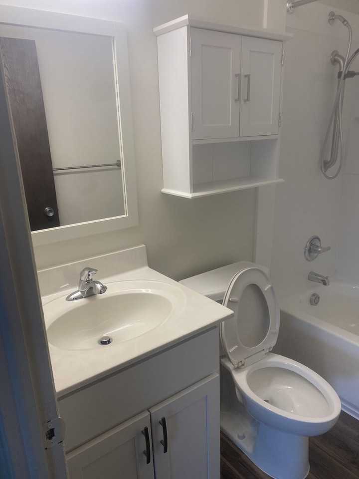 Trumbull Crossing - Photo 3 of 7