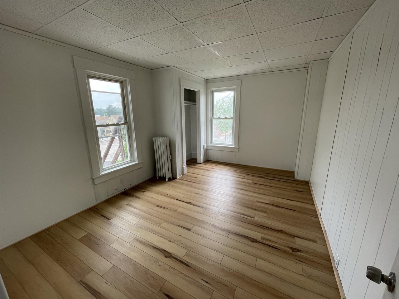 2901 Maple Ave - Photo 3 of 8